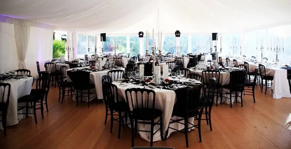 table-ronde-pliante-10-pers