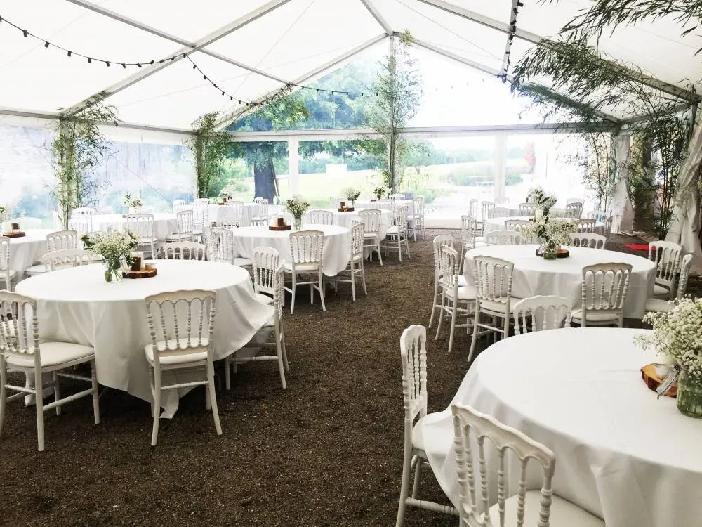 Nappe tissu blanc