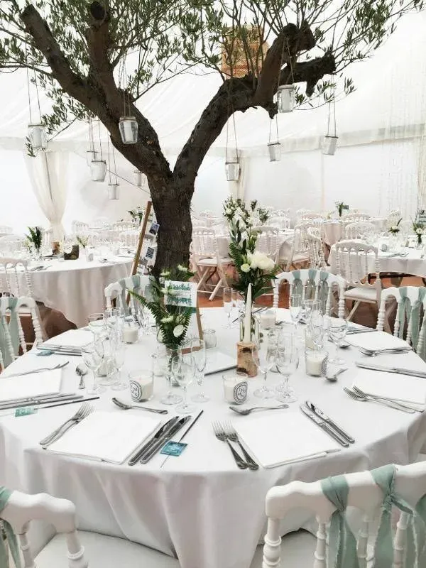 Nappe tissu blanc